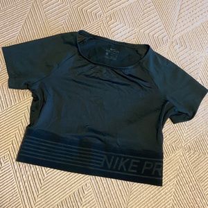 Nike Pro Compression Crop Top-Black